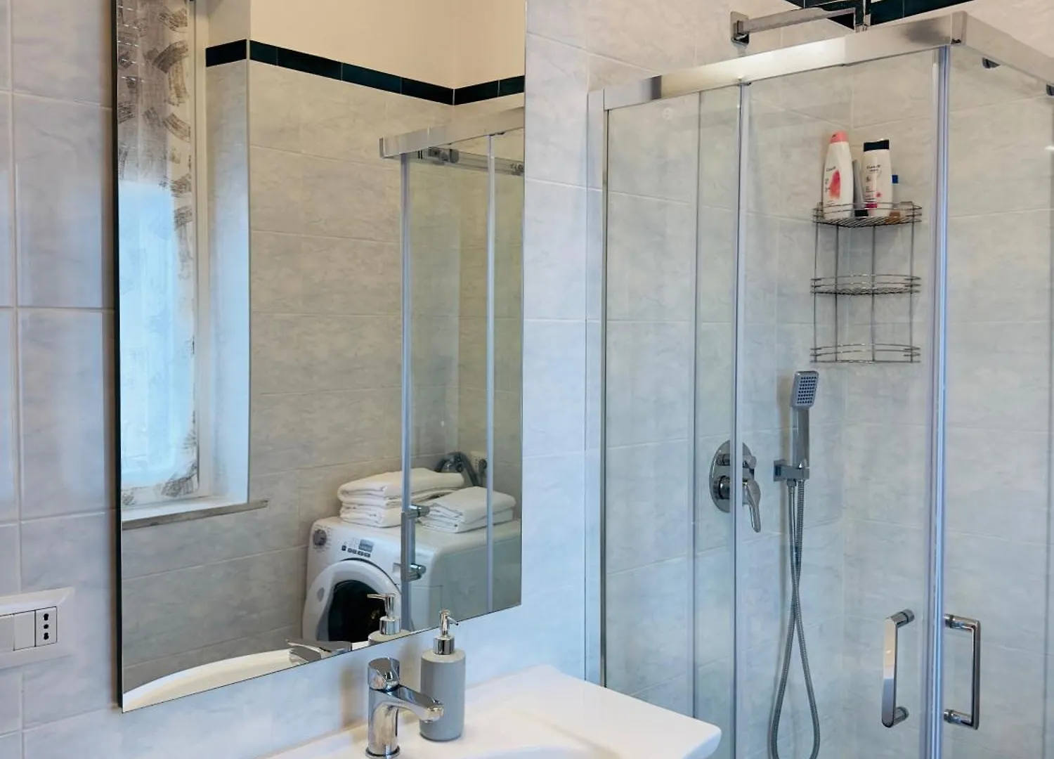 Era Apartments Posizione Milano-Bergamo-Monza Caponago